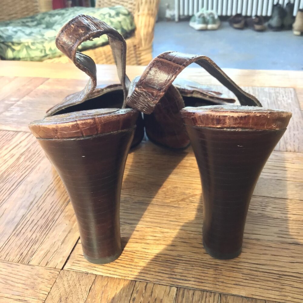 Brown Leather Crocodile Pump Heels Sling Back Bow Detail Nine West 8.5 M - Picture 5 of 6